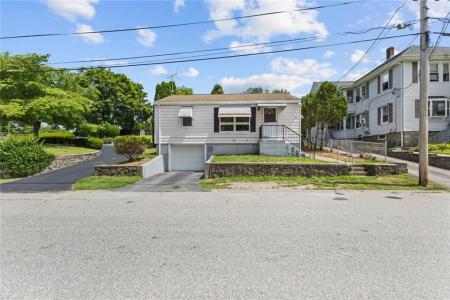 26 kenwood Street, Woonsocket, RI 02895, USA