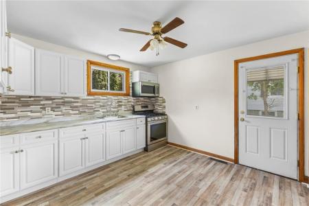 26 kenwood Street, Woonsocket, רוד איילנד 02895, ארצות הברית של אמריקה