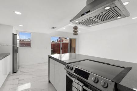 4162 SW 65 AVE 84, Davie, Florida 33314, USA