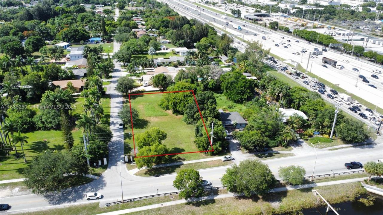 53 Sw Ave, Davie, Florida 33314