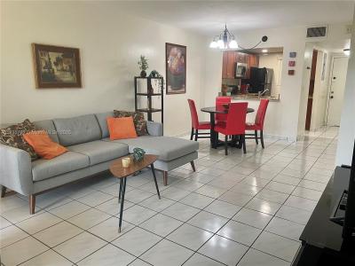 14921 SW 104th St 1-101, Miami, Florida 33196, USA