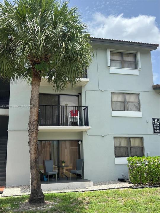 7180 NW 179th St 109, Hialeah, Florida 33015