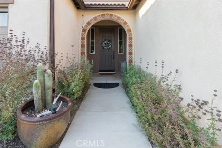 Marbella Way, Highland, Калифорния 92346, Соединенные Штаты