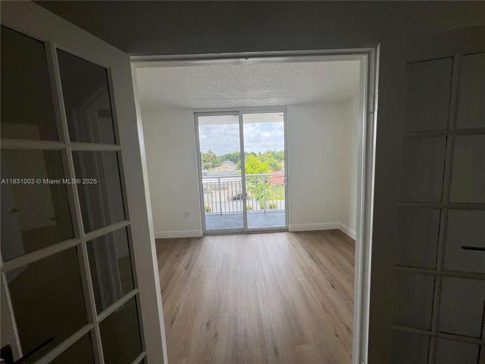 1251 NE 108th St 320, Miami, 佛罗里达州 33161, 美国