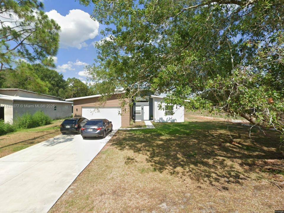 2550 N ArrowHead RD 2550, Avon Park, Florida 33825, USA