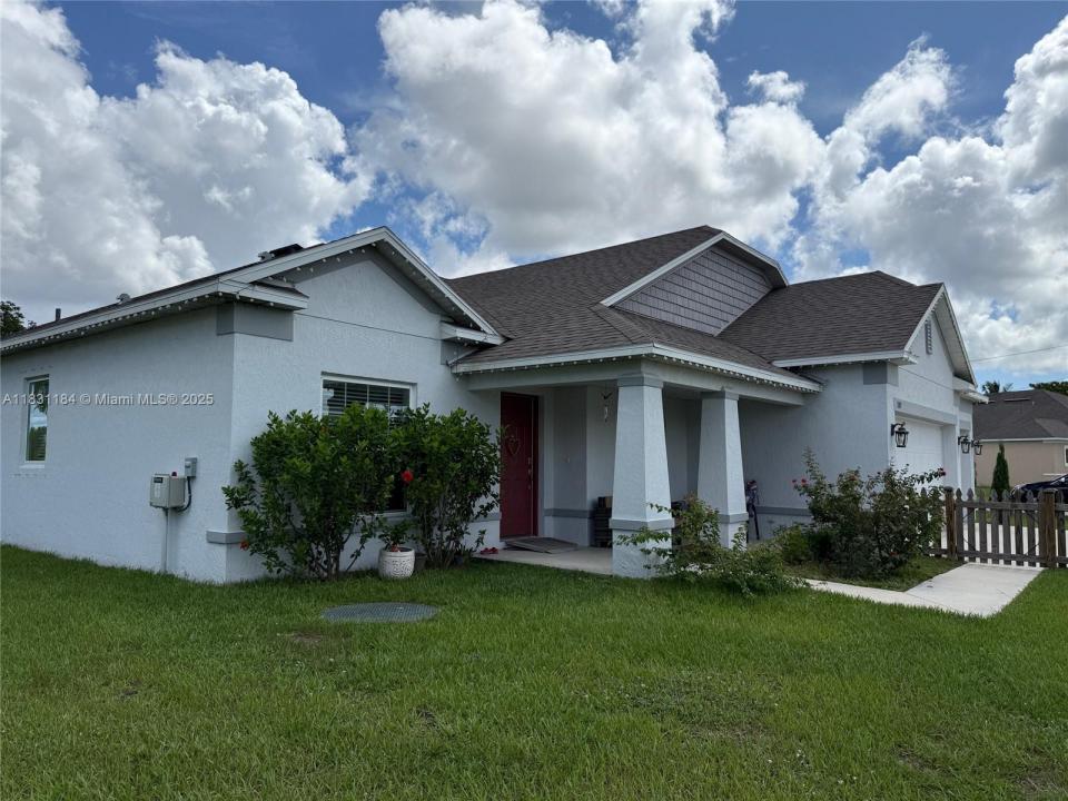 1002 SW College Park Rd, Port St. Lucie, Florida 34953, Estados Unidos