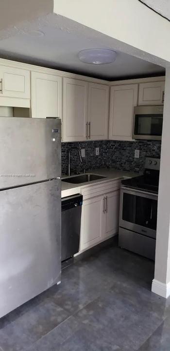 1 NE 78th St A, Miami, Floride 33138, États-Unis