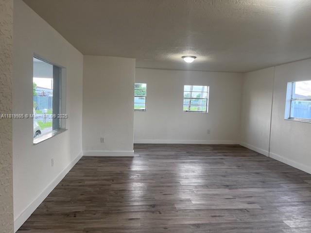 21221 SW 120 AVE, Miami, Florida 33177, USA