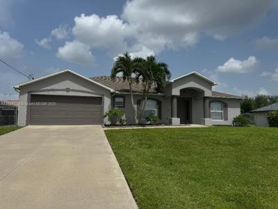 1305 SW 22 pl, Cape Coral, Florida 33991, USA