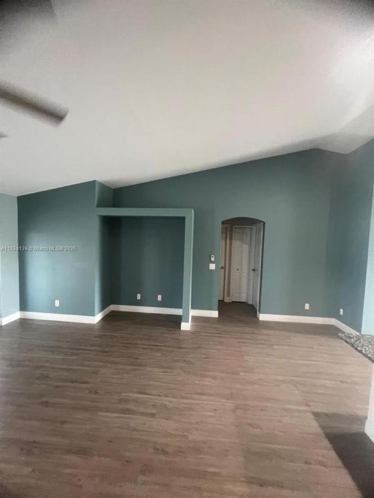 1305 SW 22 pl, Cape Coral, Florida 33991, Amerika Birleşik Devletleri