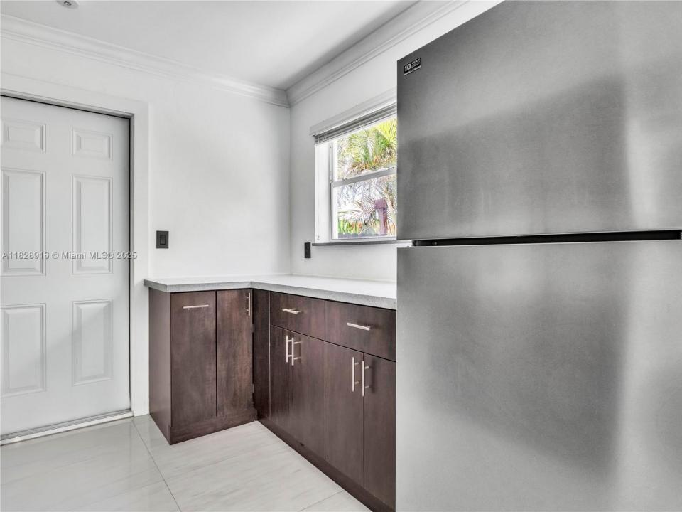 6053 SW 63rd Ter 0, South Miami, Florida 33143, Estados Unidos