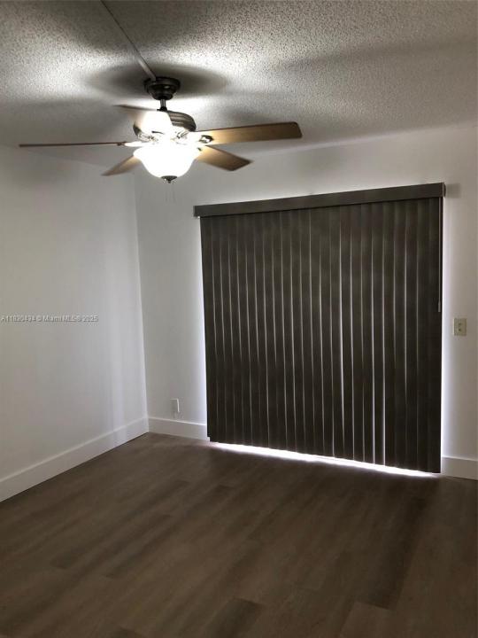 850 SW 133rd Ter 302B, Pembroke Pines, Floride 33027, États-Unis