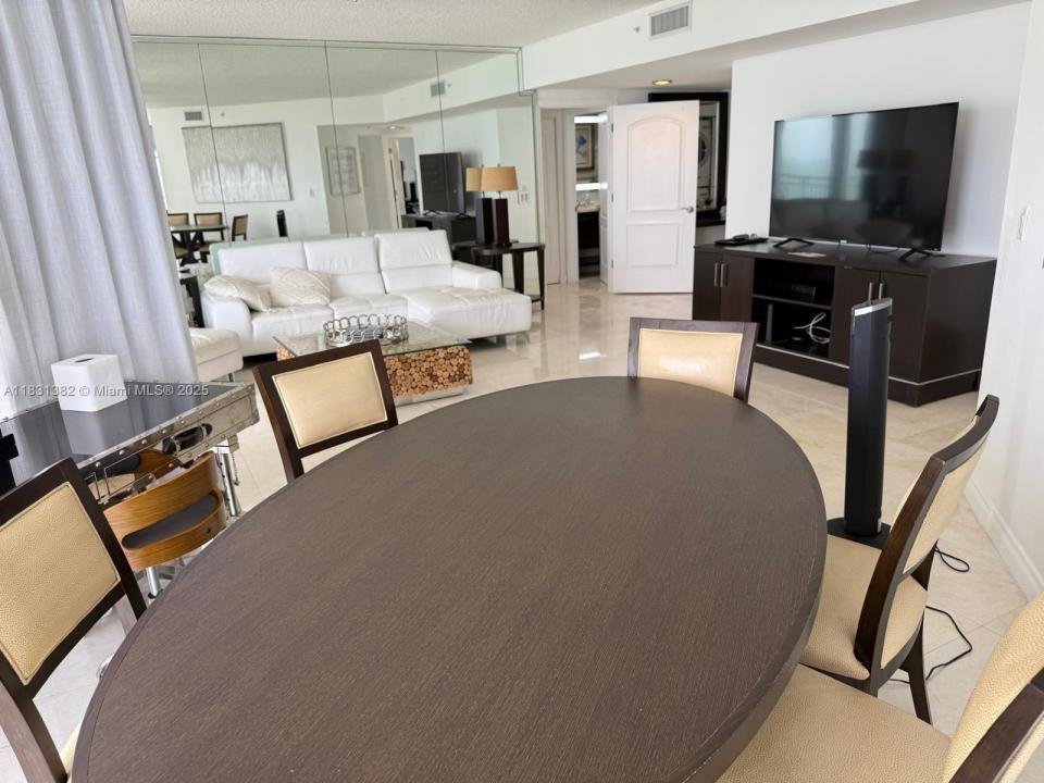 17375 Collins Ave 702, Sunny Isles Beach, Florida 33160, Amerika Birleşik Devletleri