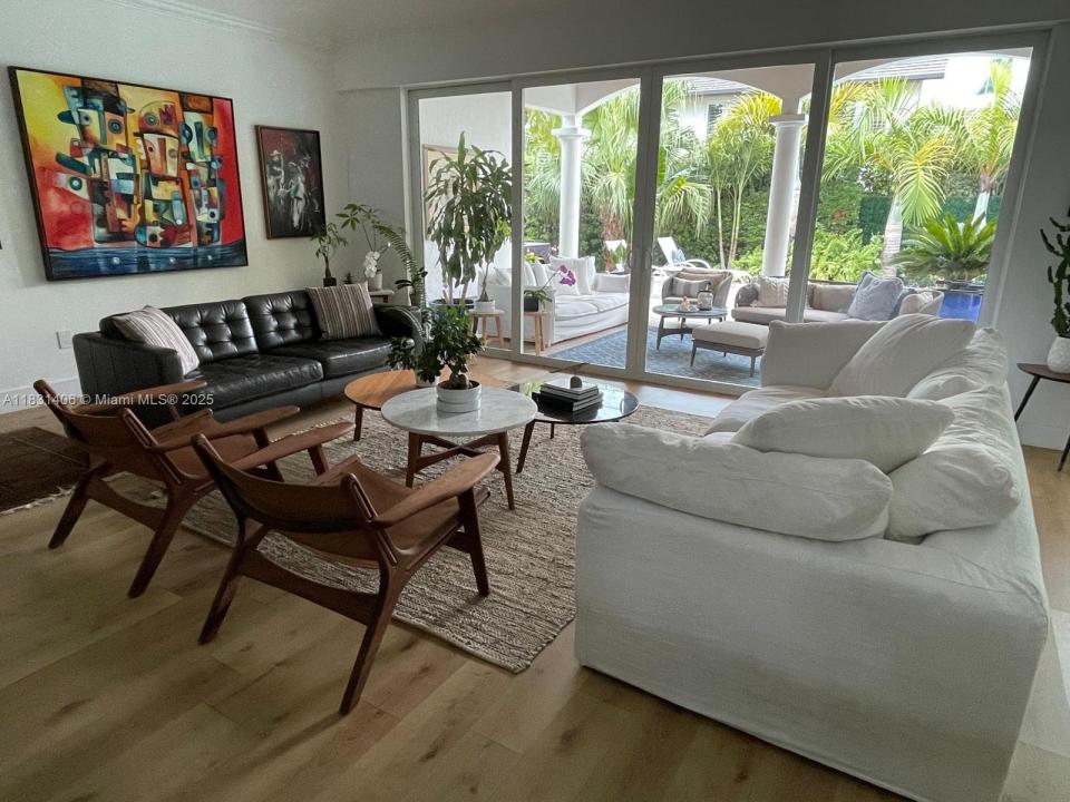 678 Woodcrest Rd, Key Biscayne, Florida 33149, USA