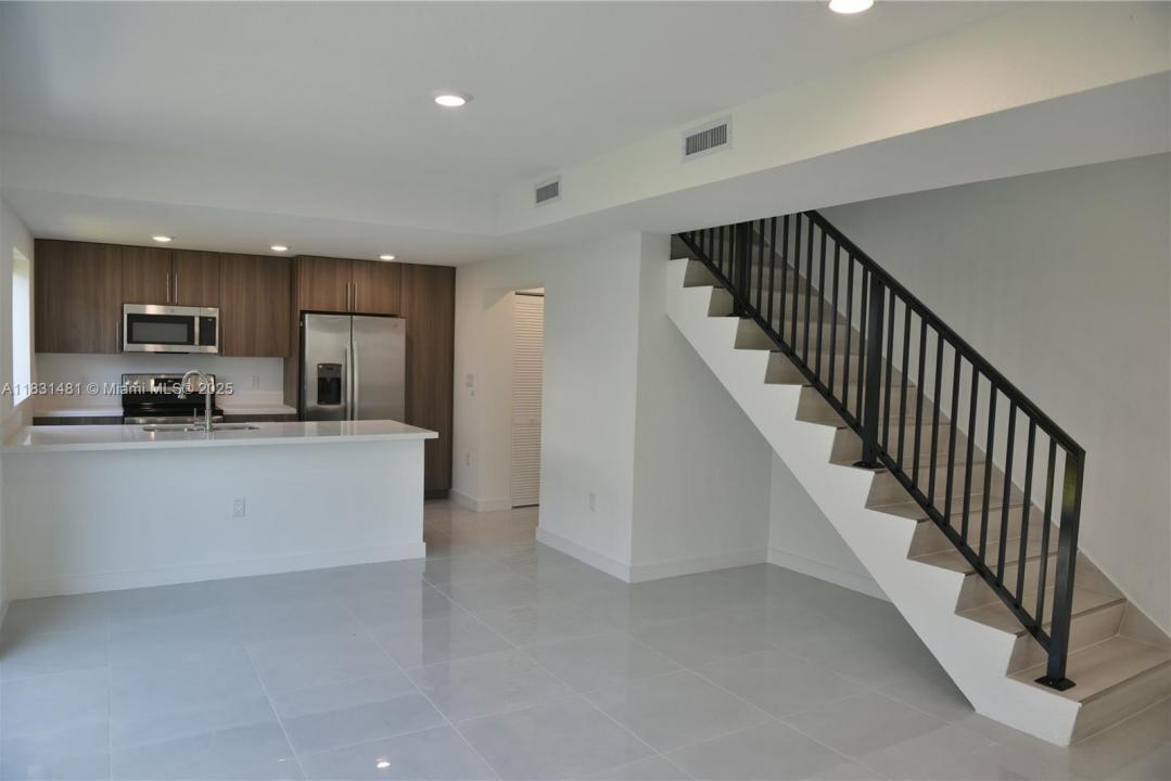 1160 NW 2nd St 0, Florida City, Florida 33034, USA