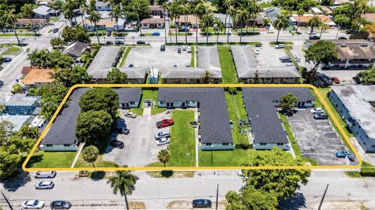 1930 NW 29th St, Miami, Florida 33142, USA