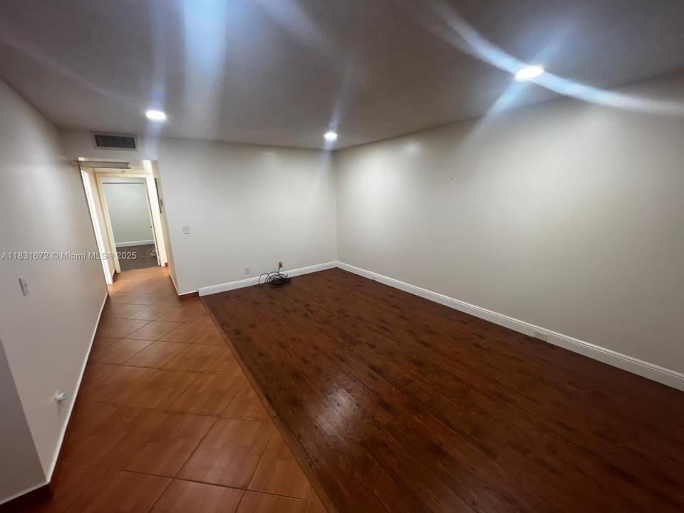 1551 SW 135th Ter 405G, Pembroke Pines, Florida 33027