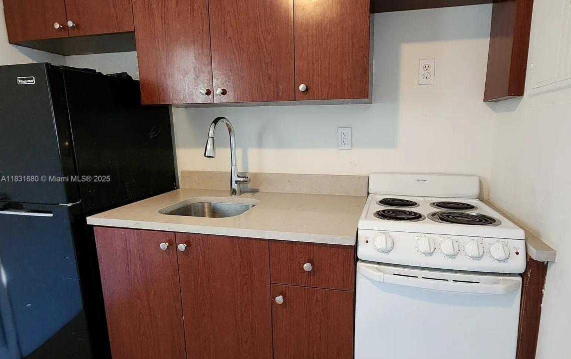 2 NE 63rd St A, Miami, פלורידה 33138, ארצות הברית של אמריקה 
