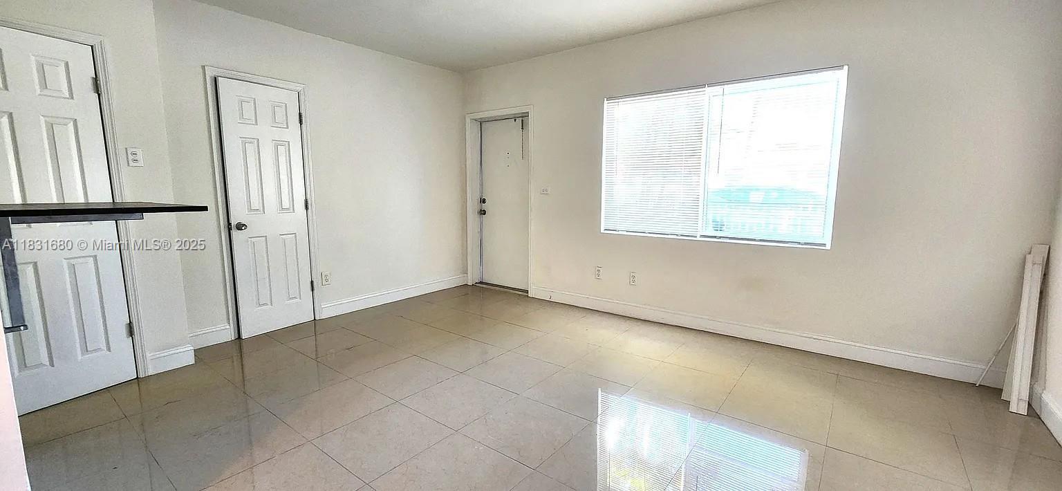 2 NE 63rd St A, Miami, פלורידה 33138, ארצות הברית של אמריקה 
