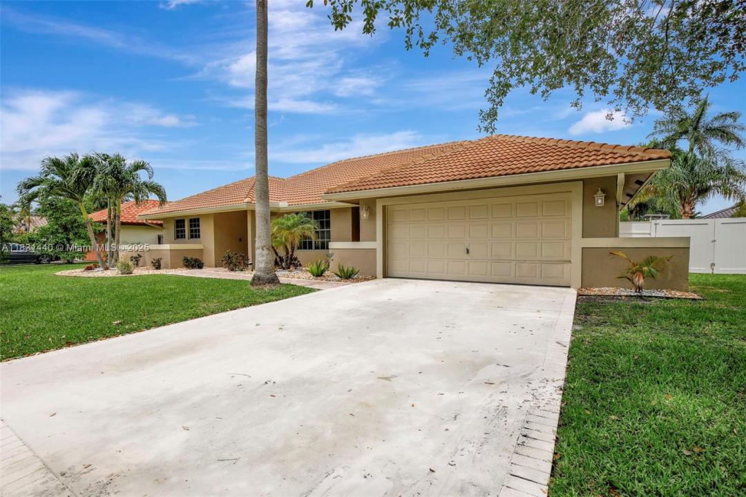 1600 SW 52nd Way, Plantation, Florida 33317, Estados Unidos