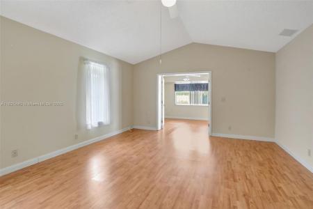 1600 SW 52nd Way, Plantation, Florida 33317, USA