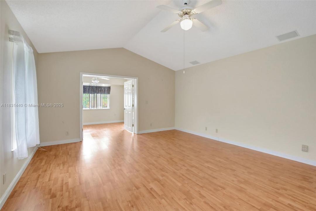 1600 SW 52nd Way, Plantation, Florida 33317, Estados Unidos