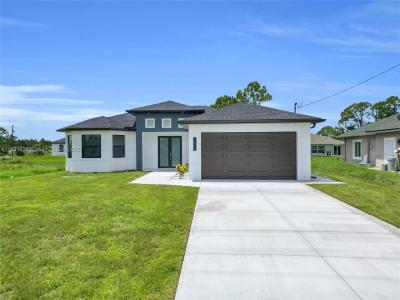 2505 40TH, Lehigh Acres, Florida 33976, USA
