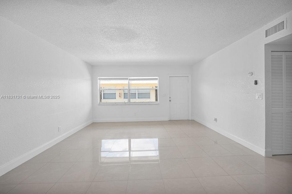 6947 SW 7th St, Margate, Flórida 33068, Estados Unidos