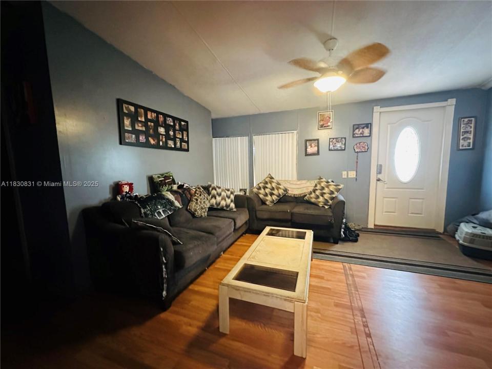 19800 SW 180th #583, Miami, Floride 33187, États-Unis