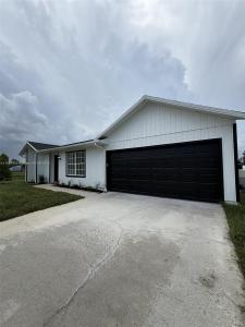 135 SW Felix Ave, Port St. Lucie, Florida 34953, USA