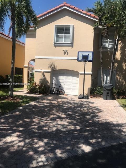 1734 Royal Palm Way, Hollywood, Floryda 33020, USA