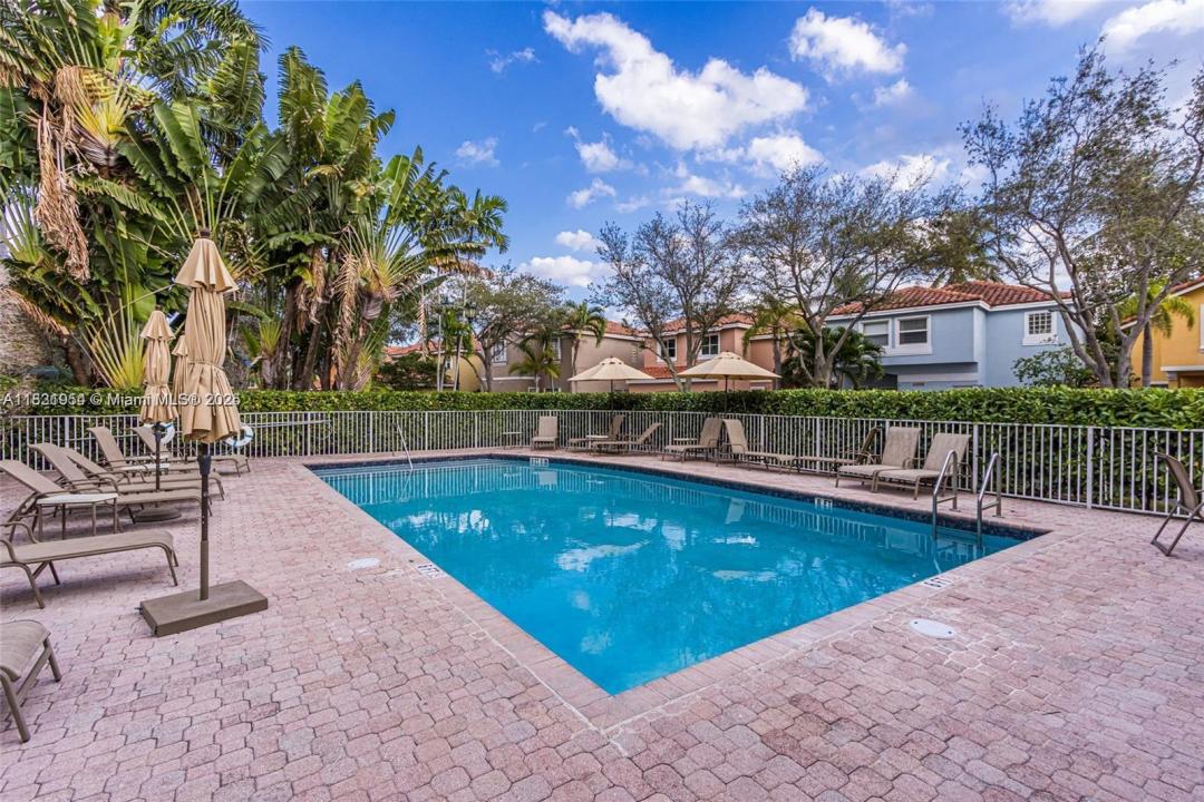 1734 Royal Palm Way, Hollywood, Floryda 33020, USA