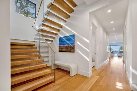 40 Oceanview Drive, Southampton, New York 11968