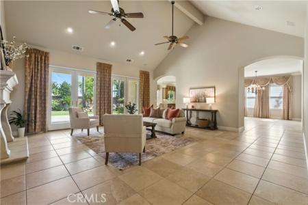 E Golden Valley Way, Fresno, California 93730, Stati Uniti