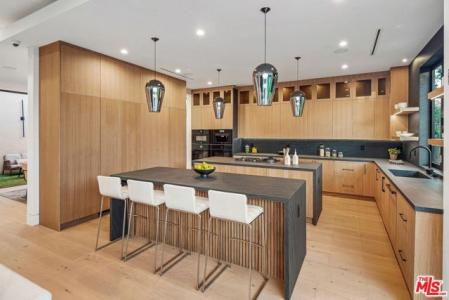HESBY Street, Sherman Oaks, Californie 91403, États-Unis