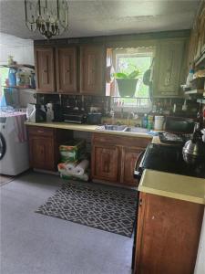 12 Lake Court, Hopkinton, Rhode Island 02804