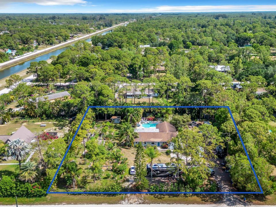 12935 51st Court N, Royal Palm Beach, Florida 33411