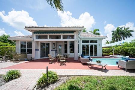 576 NW 120th Dr, Mariners Cove, Coral Springs, Florida 33071