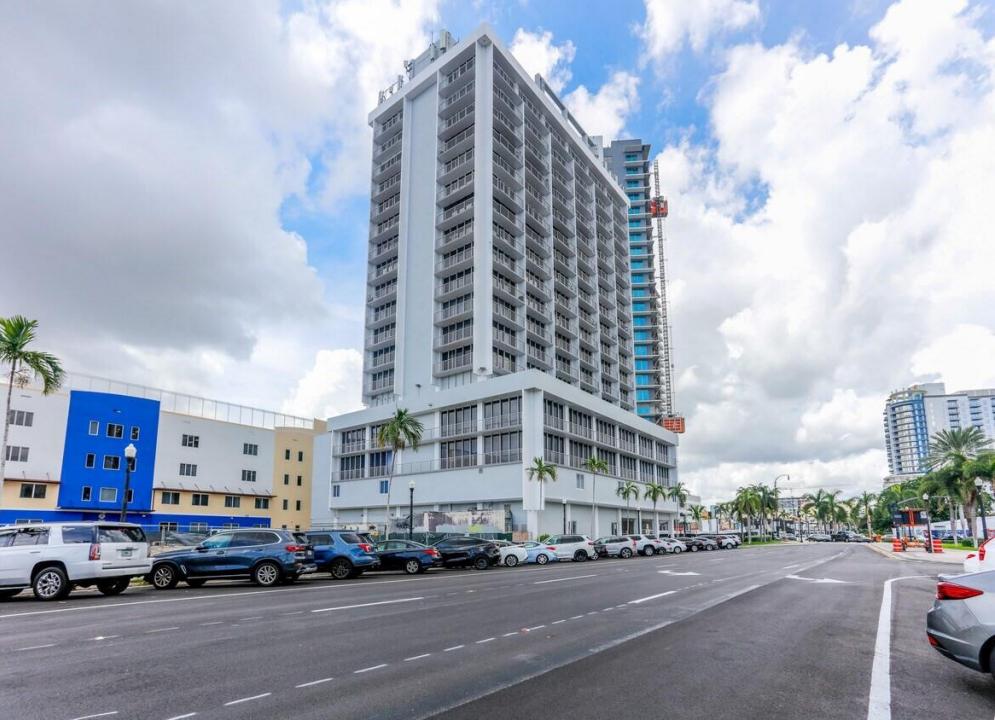 1720 E Harrison Street 18-A, Hollywood, فلوريدا 33020, الولايات المتحدة