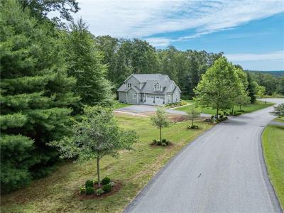 64 Knight View Drive, West Greenwich, Rhode Island 02817, Estados Unidos