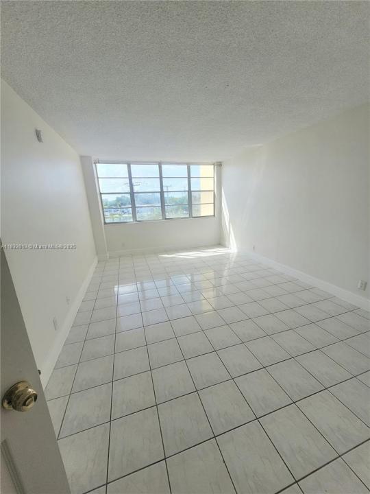 2025 NE 164th St 416, North Miami Beach, Floride 33162, États-Unis