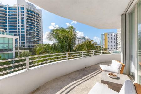 5970 Indian Creek Dr 502, Miami Beach, Florida 33140, USA