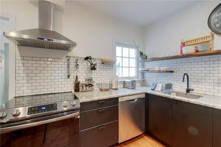 26 Cliff Avenue 2, Newport, Rhode Island 02840