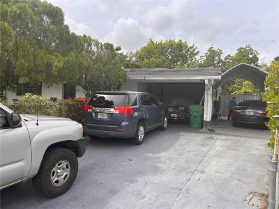 4560 NW 25th Pl, Lauderhill, Florida 33313, USA