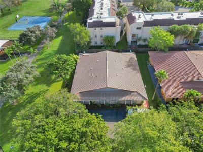 3775 NW 116th Ter, Coral Springs, פלורידה 33065, ארצות הברית של אמריקה 