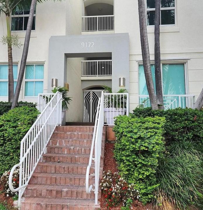 9172 Collins Ave 402, Surfside, 佛羅里達州 33154, 美國