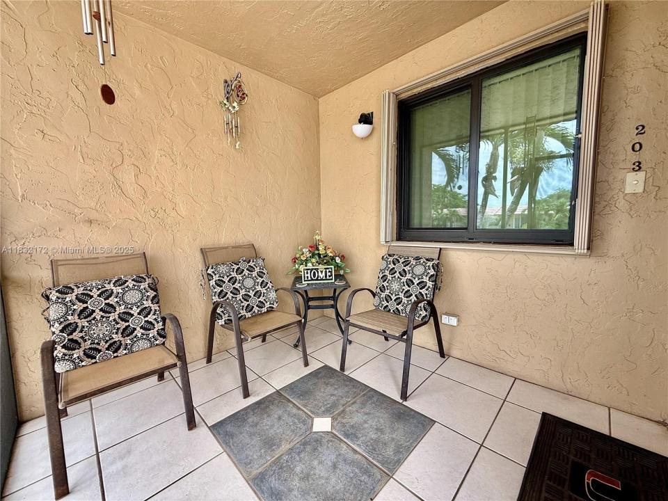 318 Lakeview Dr 203, Weston, 佛羅里達州 33326, 美國