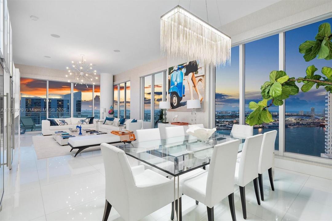 900 Brickell Key Blvd 3103, Miami, פלורידה 33131, ארצות הברית של אמריקה