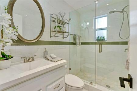 2298 SW 16th Ave, Miami, Florida 33145, USA