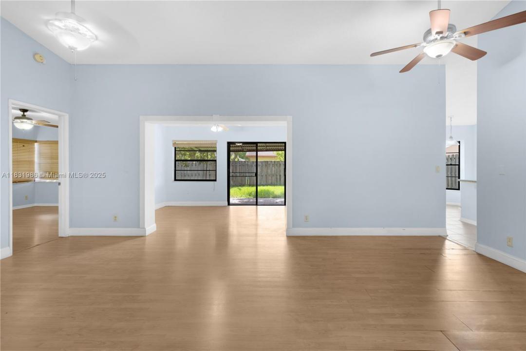 3160 NW 108th Ter, Sunrise, Floryda 33351, USA